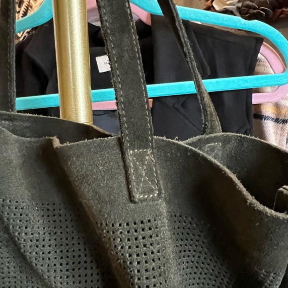 Monserat De Lucca Suede Bag - Picture 4 of 11